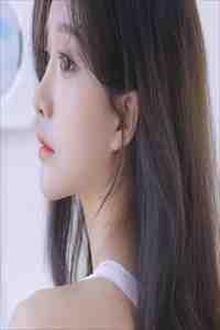 穿成小丫鬟？为了回去我撞树拼了